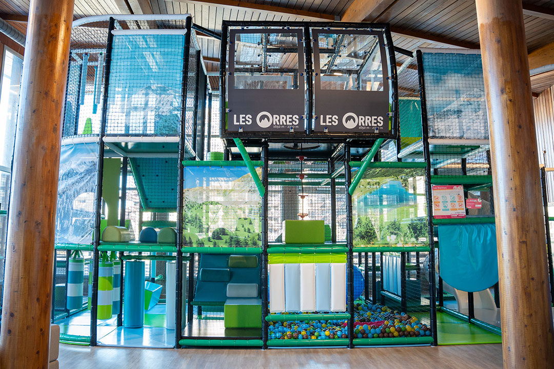 Le Kid's Park des Orres Le Kid's Park des Orres à proximité de l'Hôtel Les Trappeurs